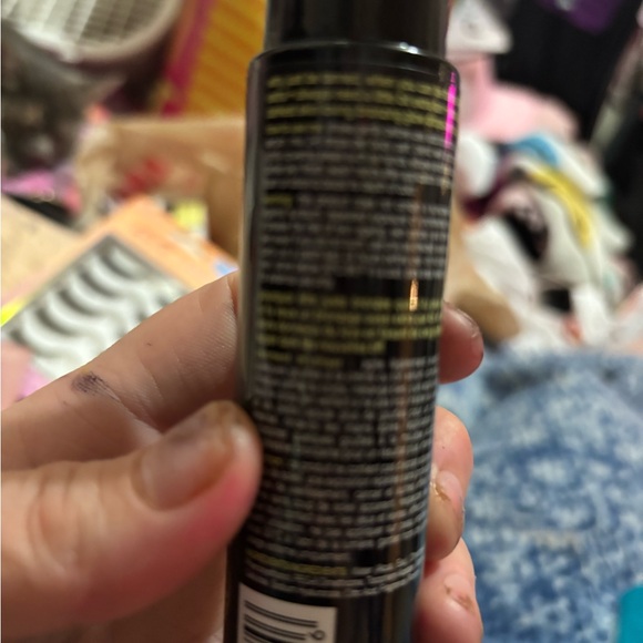 Tanned AF darkest bronzing glow drops with hyaluronic acid and vitamin E B. - Picture 2 of 5